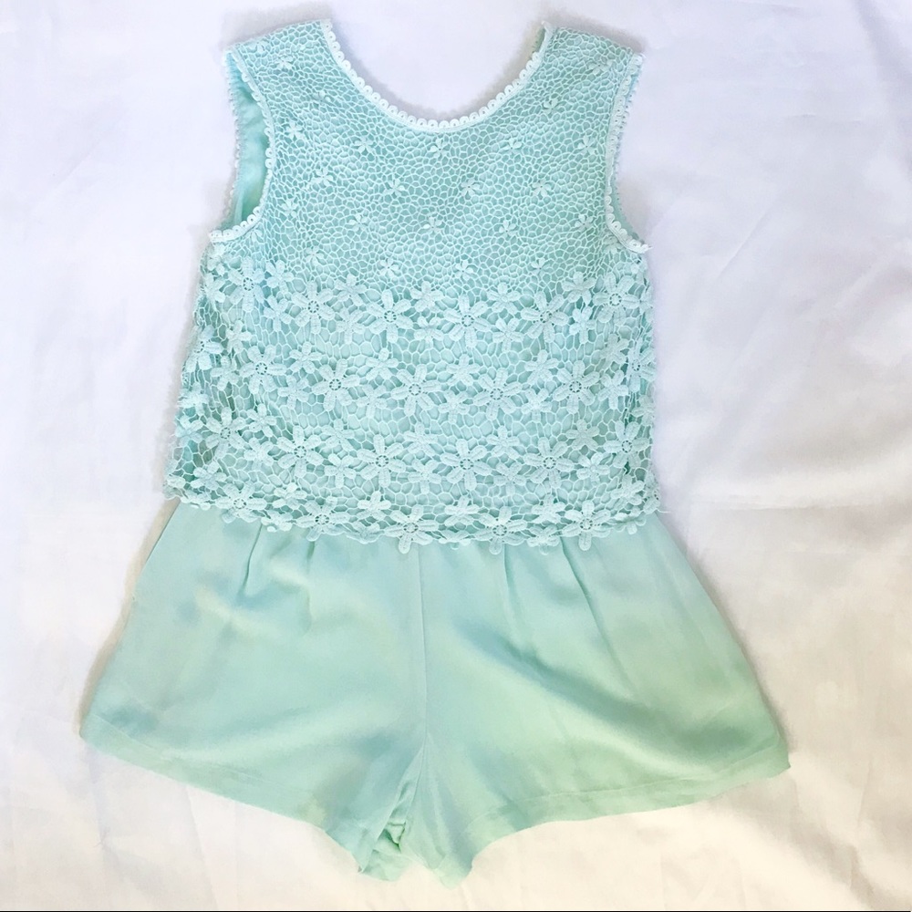 Dolce Vita Light Teal Floral Lace Romper Pockets